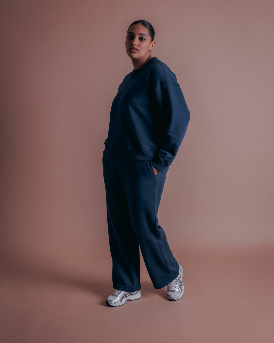 The Classic Sweatpant - Navy
